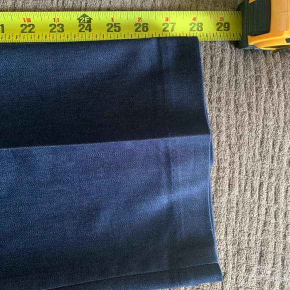 Sheri Martin 2-piece Jacket and pants - Picture 7 of 7